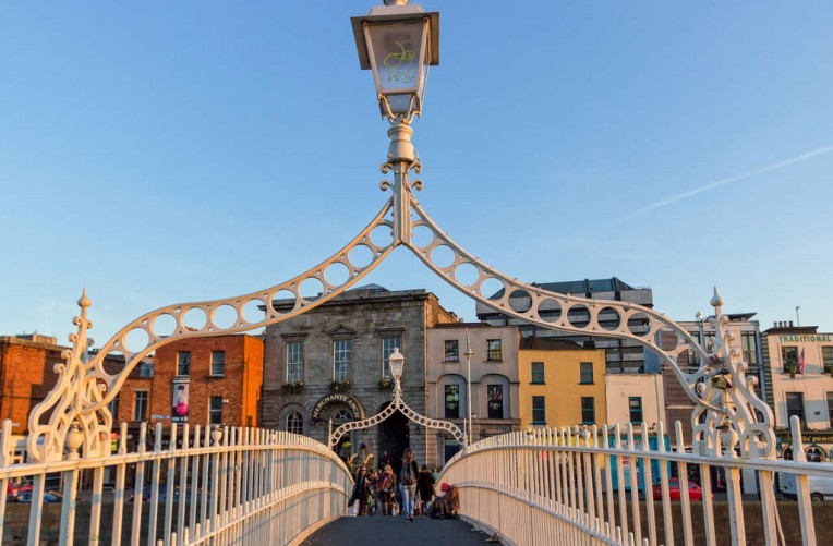 Schoene Aussichten Touristik_Irland_pixabay_dublin-1049403_1280